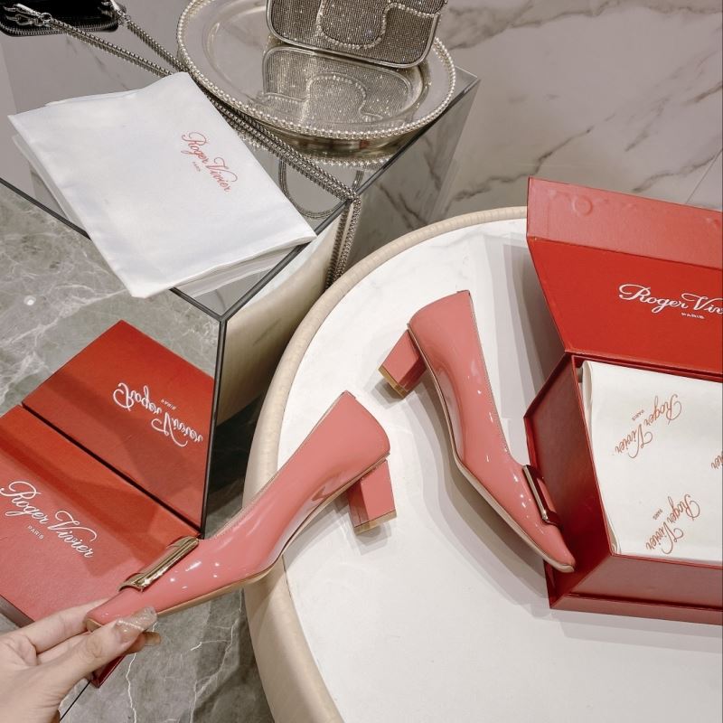 Roger Vivier flat shoes